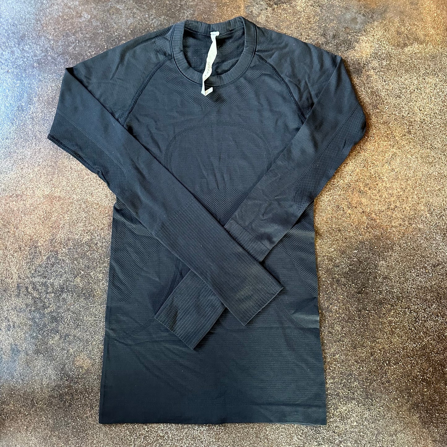 Size 4 Black Swifly Long Sleeve