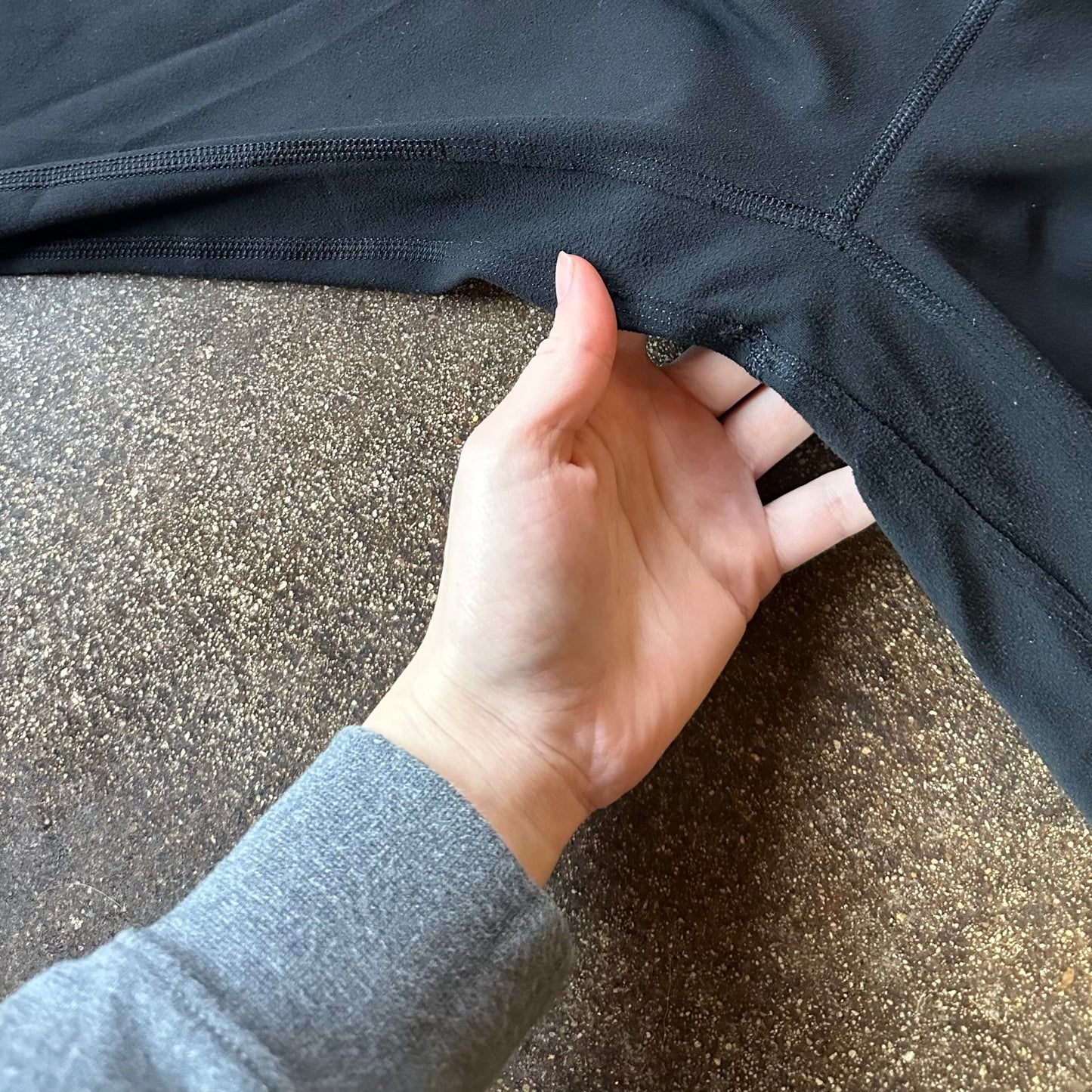 Size 4 Black Align Legging 25”