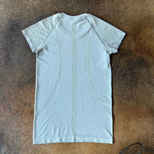 Size 6 Disconnect Rhino Grey/Vapor Swifly Short Sleeve