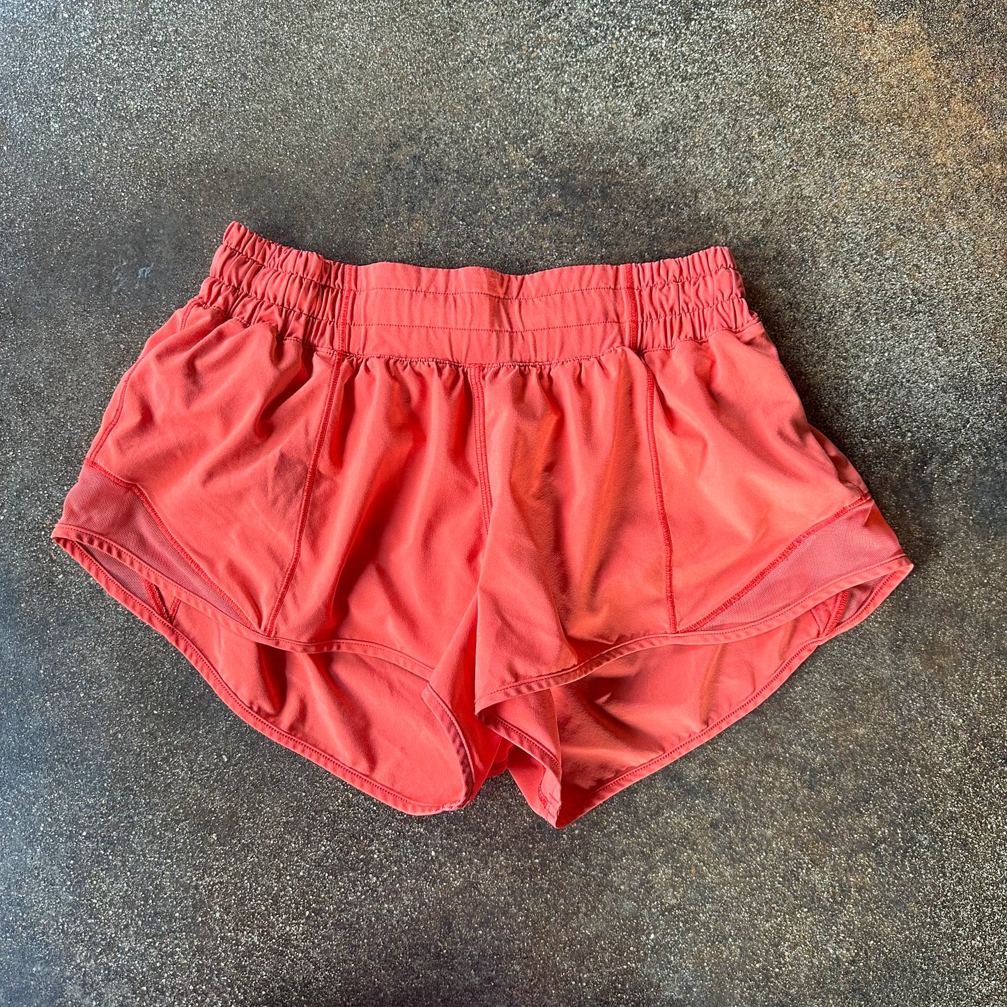 Size 4 Hot Sunset Hotty Hot Short 2.5”