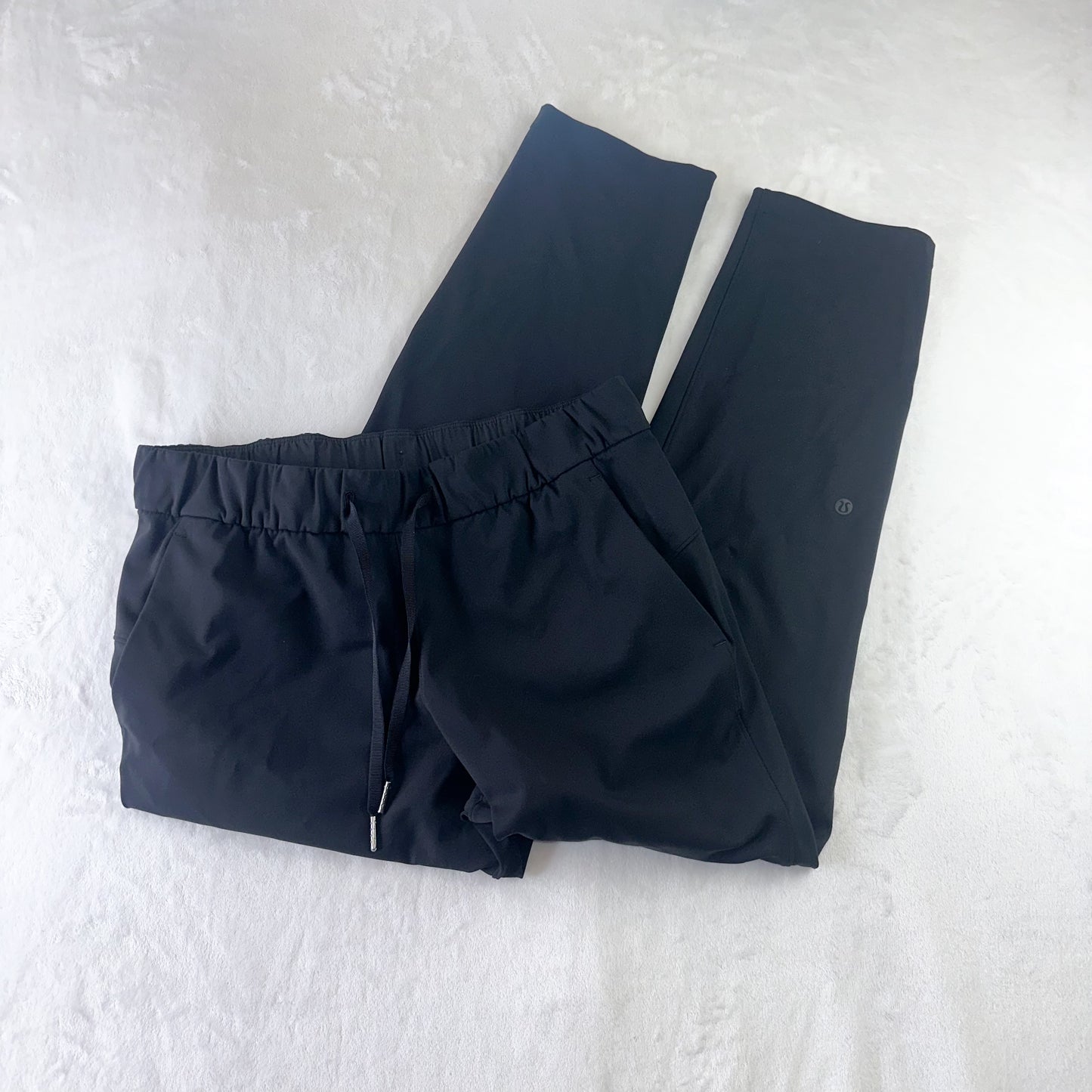 Size 8 Black On The Fly 7/8 Pant