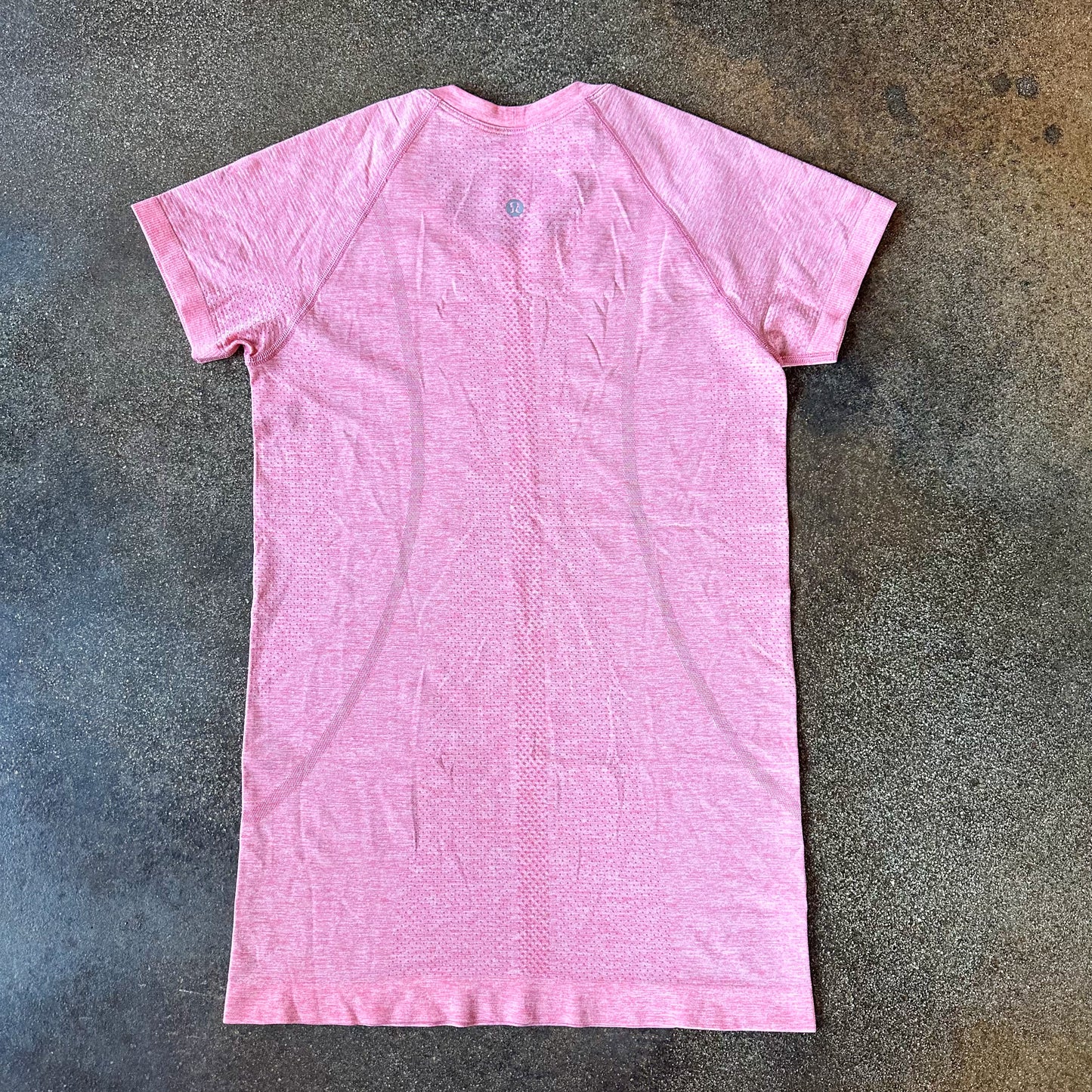 Size 6 Raspberry Cream/Dew Pink Swifly Short Sleeve 2.0