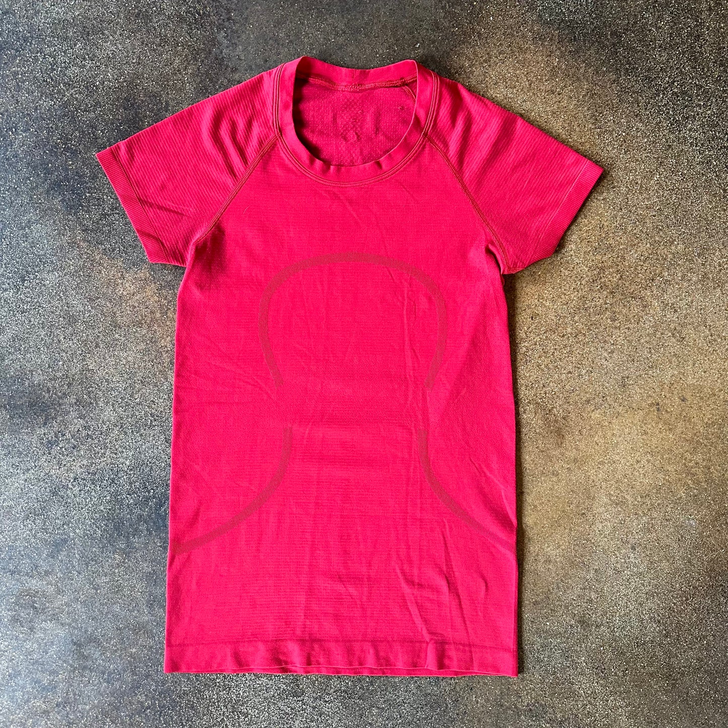 Size 4 Dark Red Swifly Short Sleeve