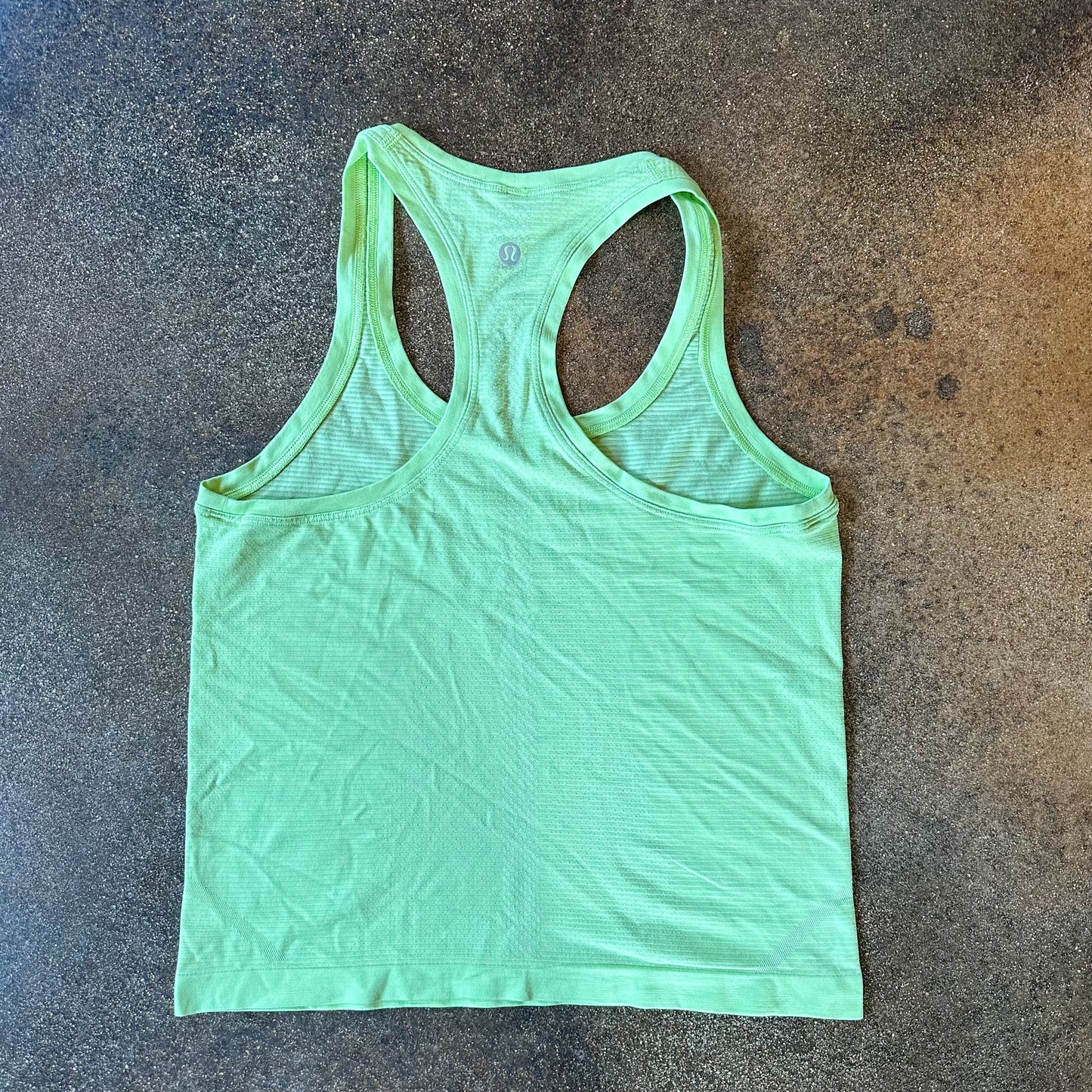 Size 6 Neo Mint Swiftly Tech Racerback 2.0 *Race Length