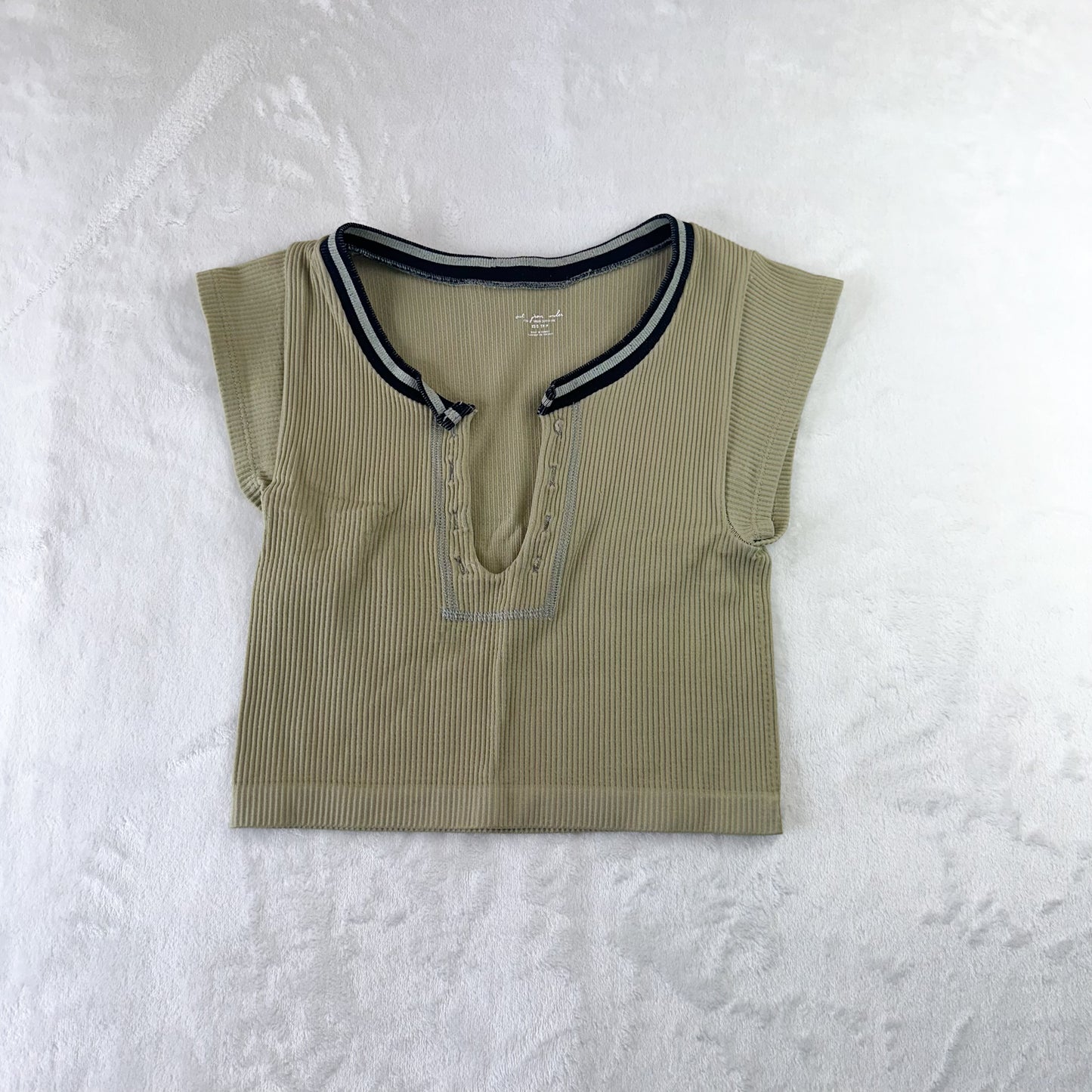 Size XS/S Light Green Urban Outfitters Out From Under Go For Gold Seamless Top