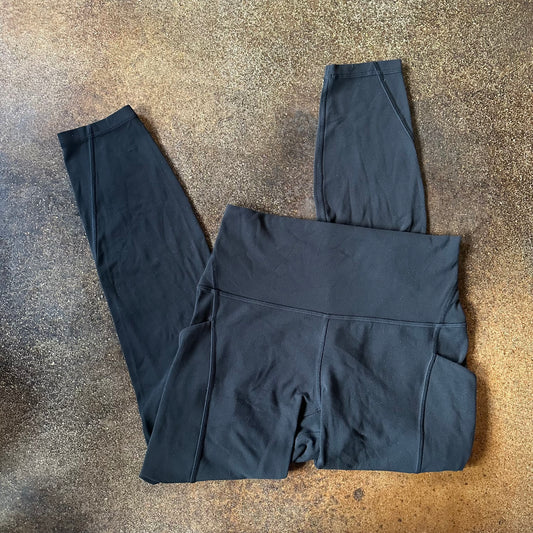 Size 6 Black Align Legging with Pockets 25”