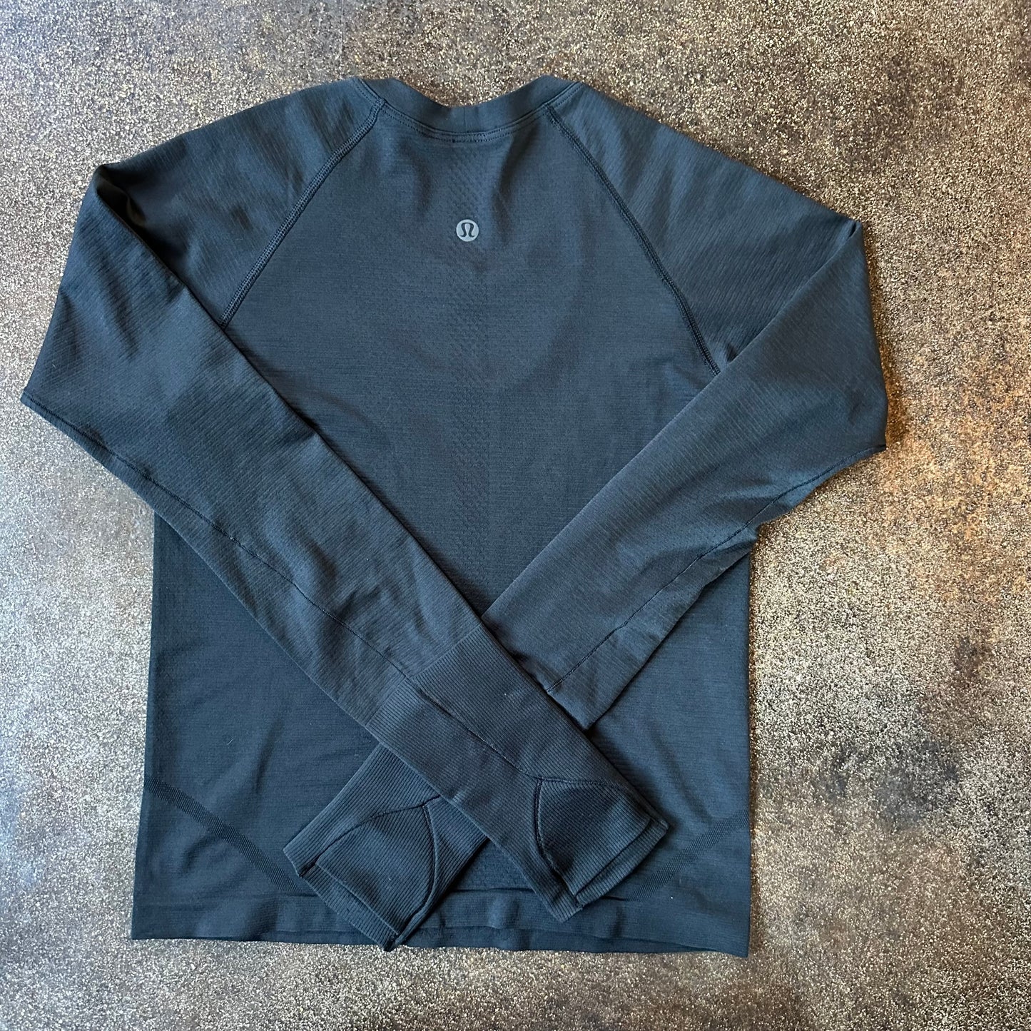 Size 4 Black Swifly Long Sleeve *race length