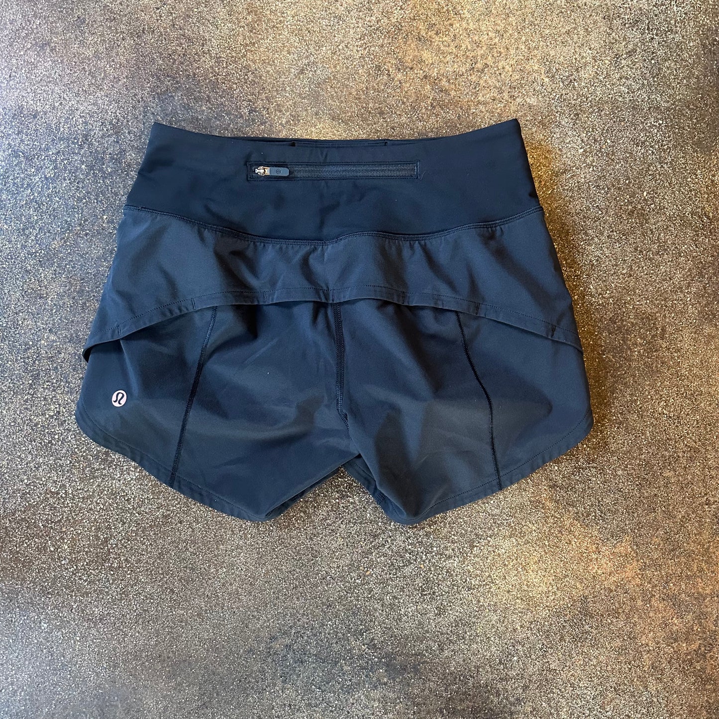 Size 0 Black/PANTONE Speed Up Mid-Rise Lined Short 4" *Graphic