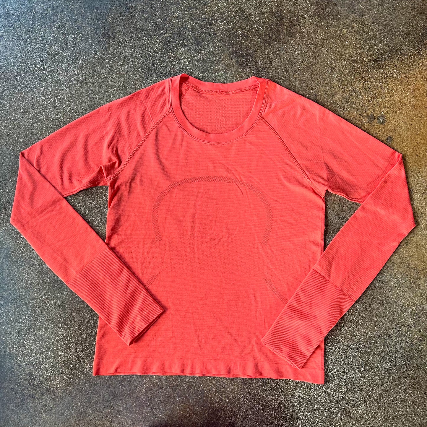 Size 8 Warm Coral Swifly Long Sleeve 2.0 *Race length