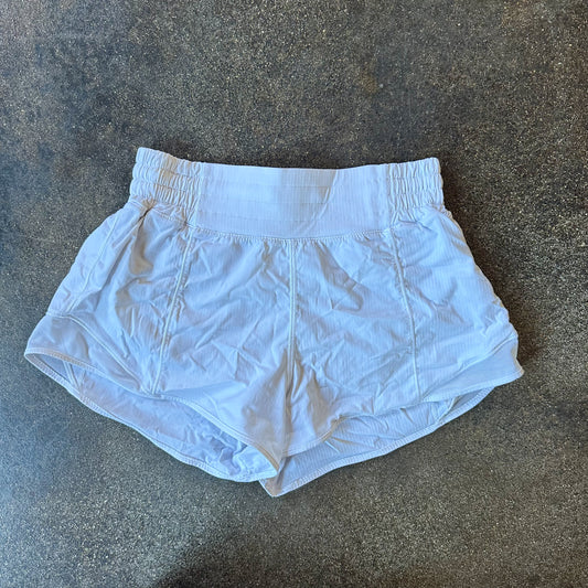 Size 4 White HIGHRISE Hotty Hot Short 2.5”