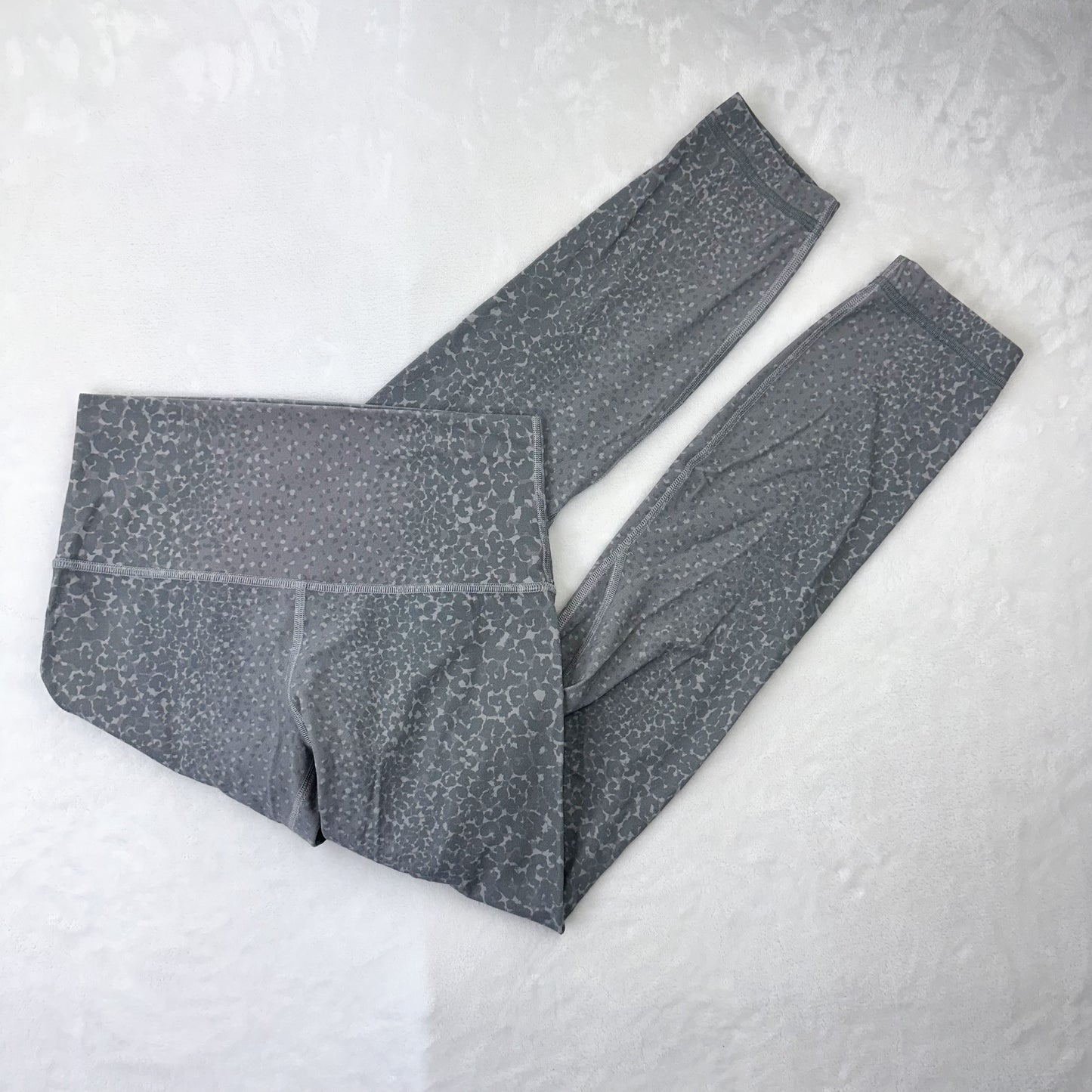 Size 6 City Camo Silver Drop Multi Align Legging 28”