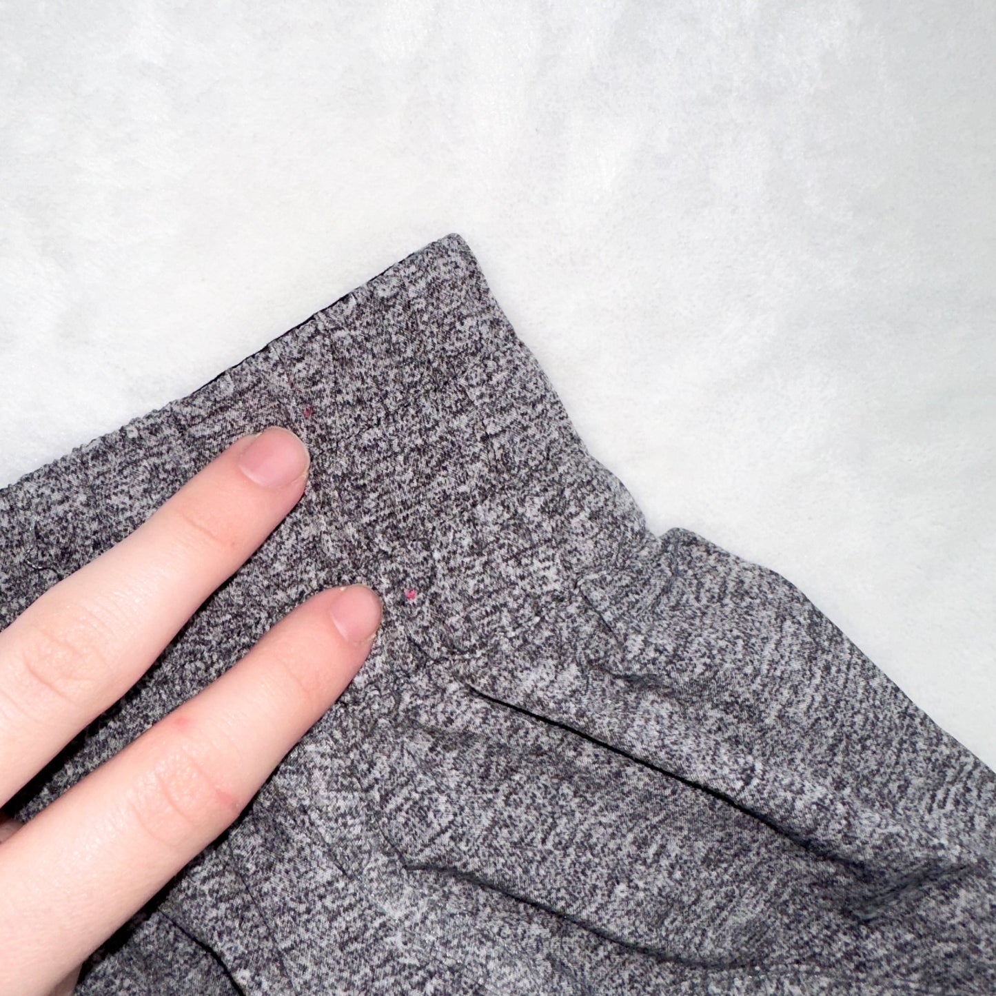 Size 4 Heathered Grey Tracker Short 4”