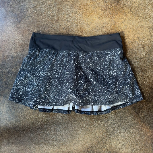 Size 6 Splatter White Black Circuit Breaker Skirt