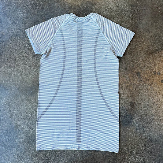 Size 6 White/Black Stripe Swifly Short Sleeve 2.0