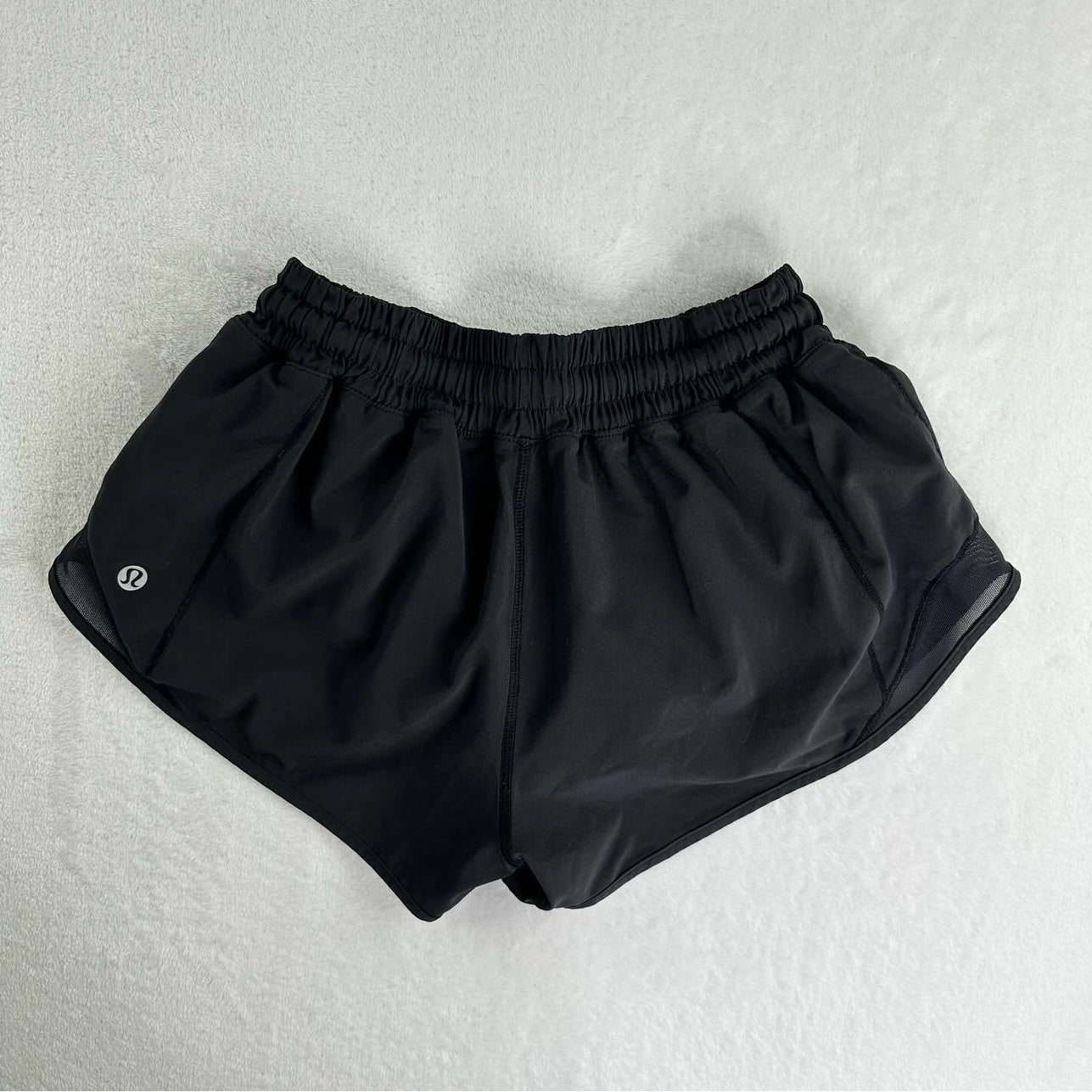 Size 4 Black Hotty Hots 2.5”