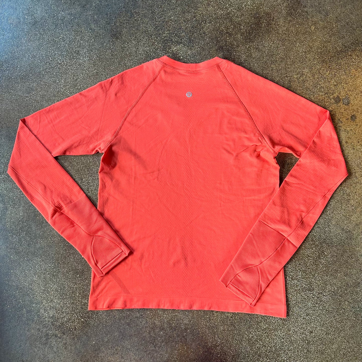 Size 8 Warm Coral Swifly Long Sleeve 2.0 *Race length