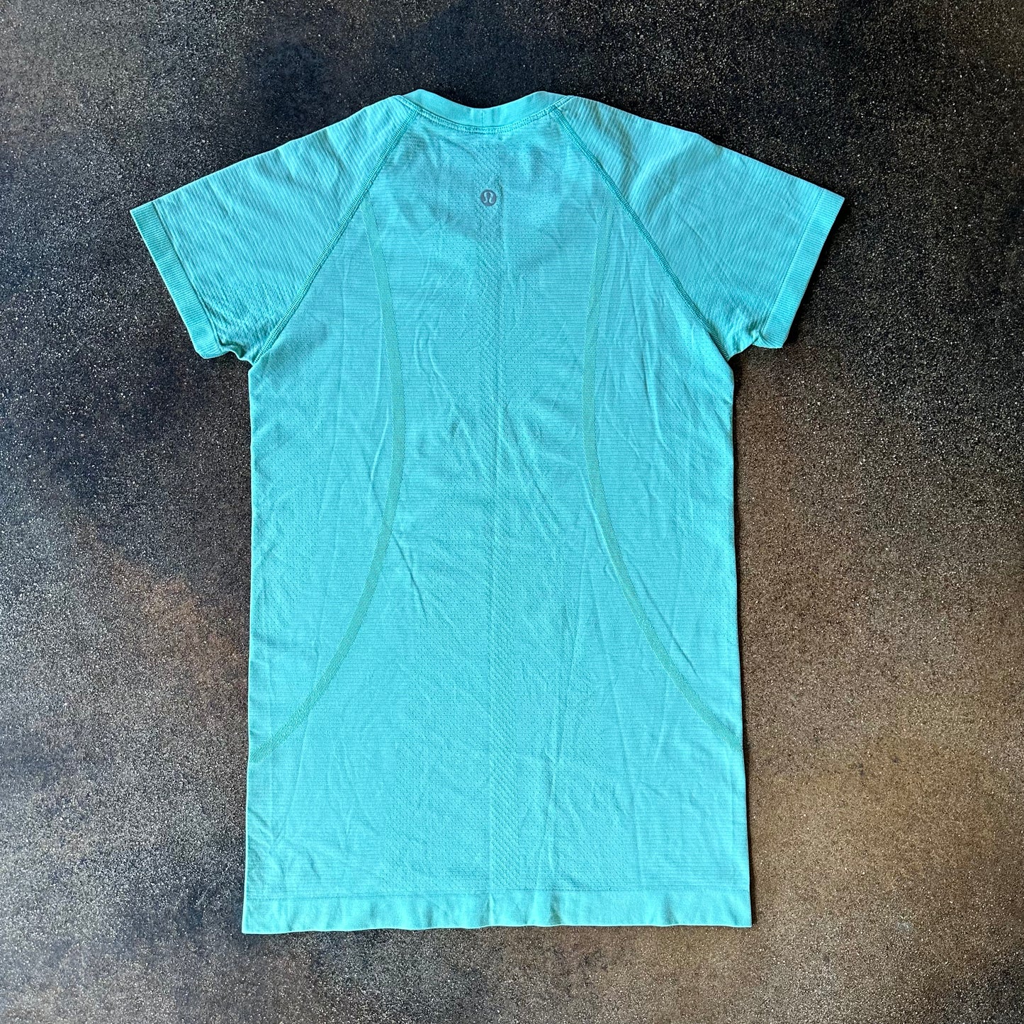 Size 6 Wild Mint Swifly Short Sleeve